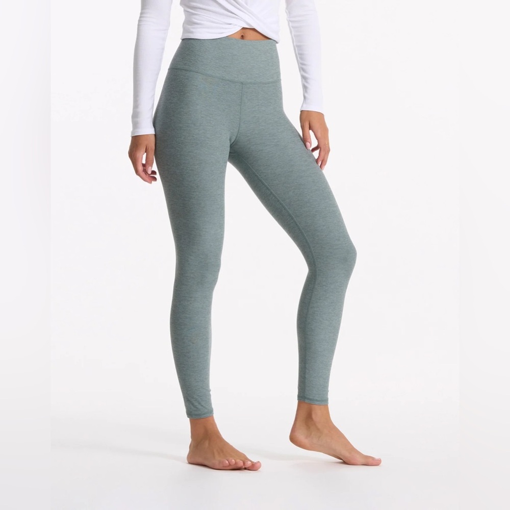 Vuori Clean Elevation Legging, size S, ‘Stormy Heather’